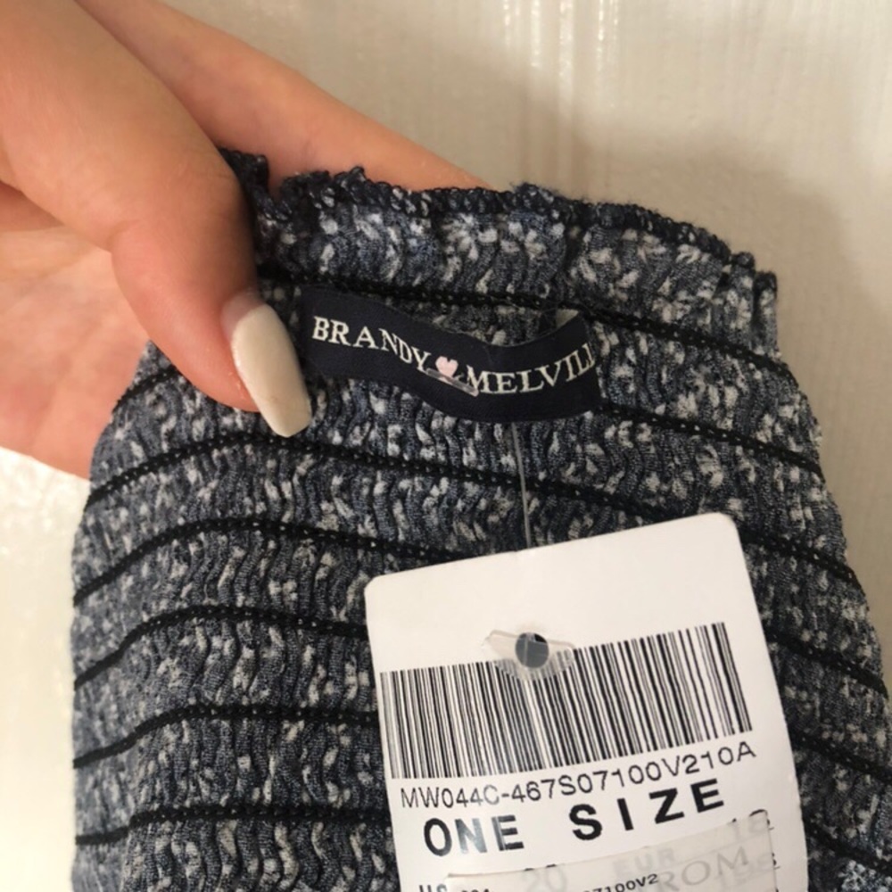 NWT Brandy Melville Kessy Tube Top - Picture 3 of 3